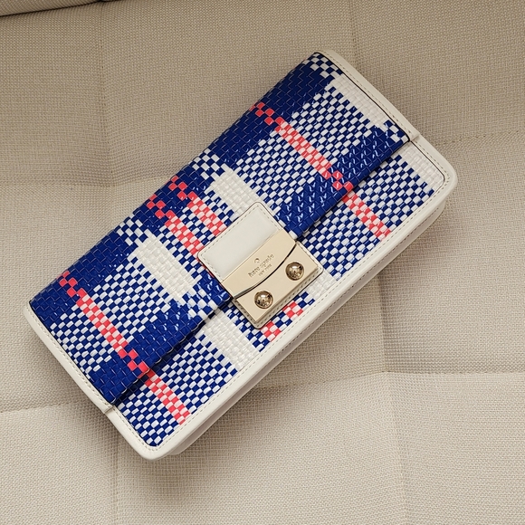 Kate Spade STORYBOOK Woven Bay Drive Chloe Finn Clutch - Picture 16 of 16